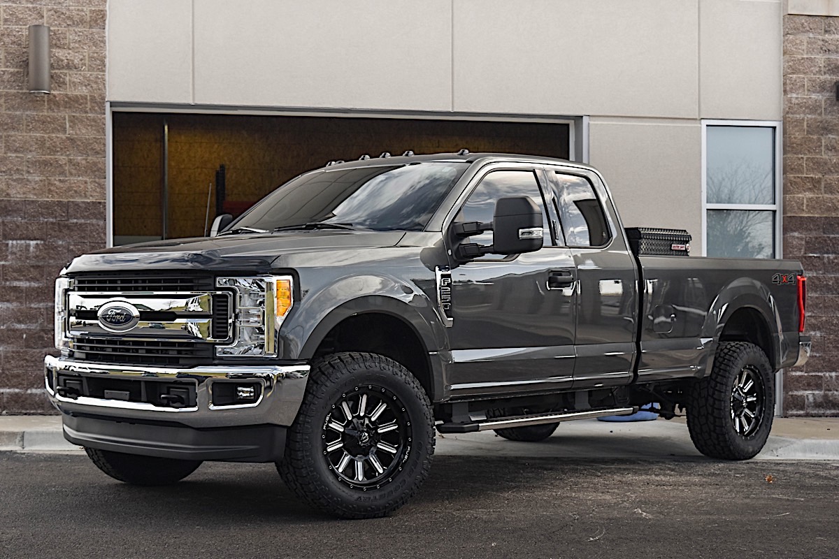 Ford F-250 Super Duty with Fuel 1-Piece Wheels Hardline - D620